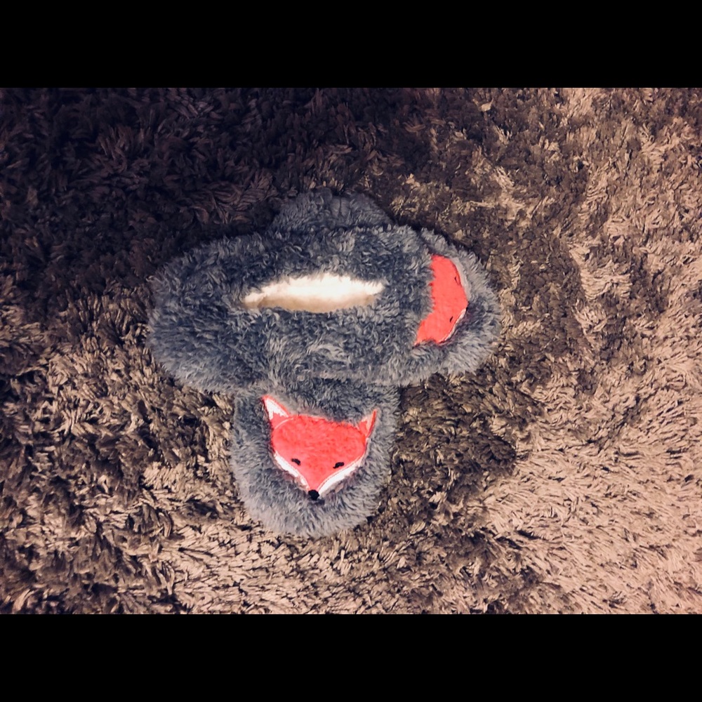 slippers